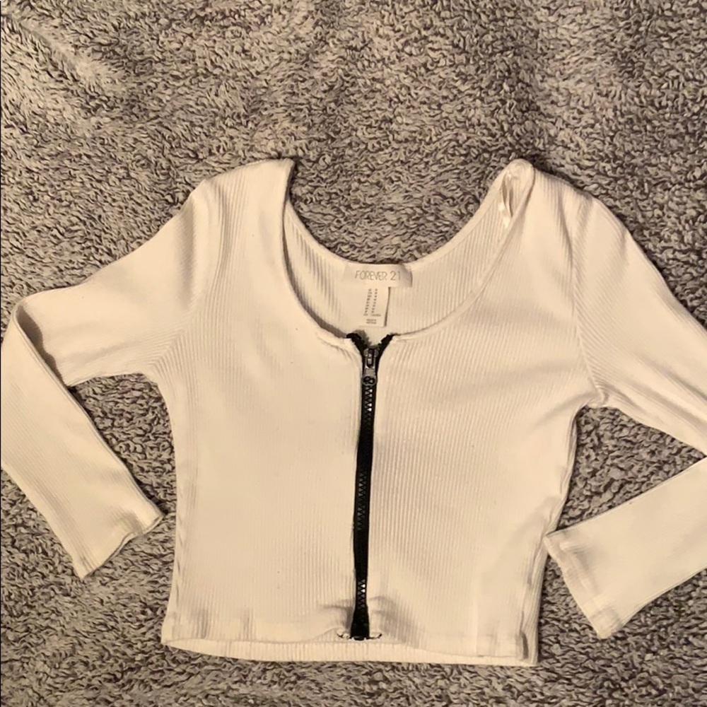 Cropped white front zipper shirt